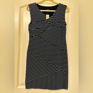Ann Taylor Navy and White Dress Size is Medium Petite